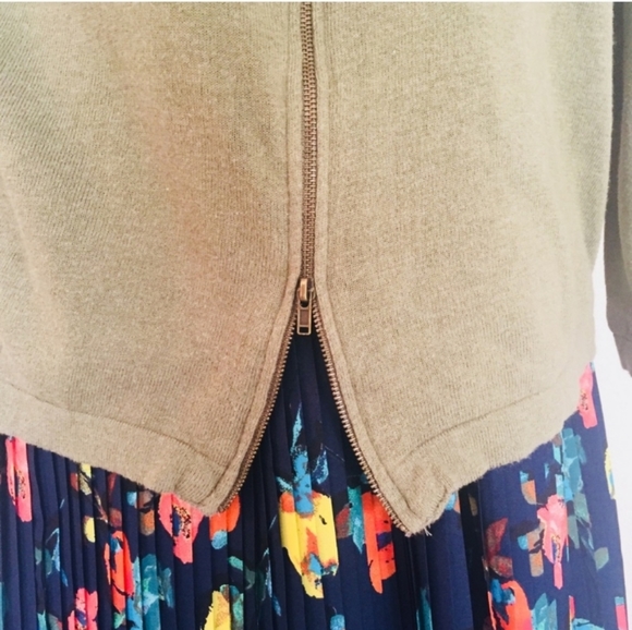 Anthropologie Kaisely | Olive Zipper Back Sweater - Picture 3 of 7